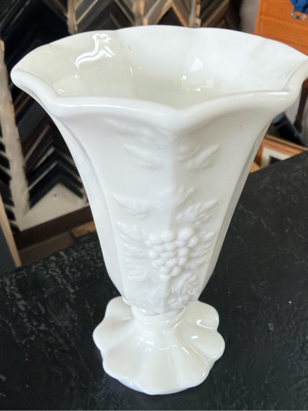 Source Unknown White Milk Glass Grape Relief Pedestal Vase